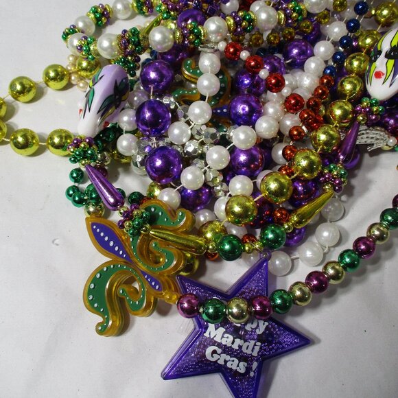 Bundle of Mixed NOLA Mardi Gras Beads Necklaces New Orleans - Picture 2 of 7